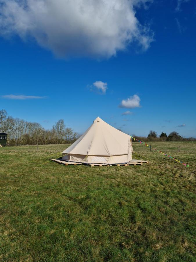 Milberry Green Meadows Warlingham Экстерьер фото